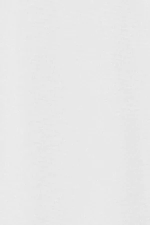 Camiseta blanca holgada con detalle Polo Club - Image 8