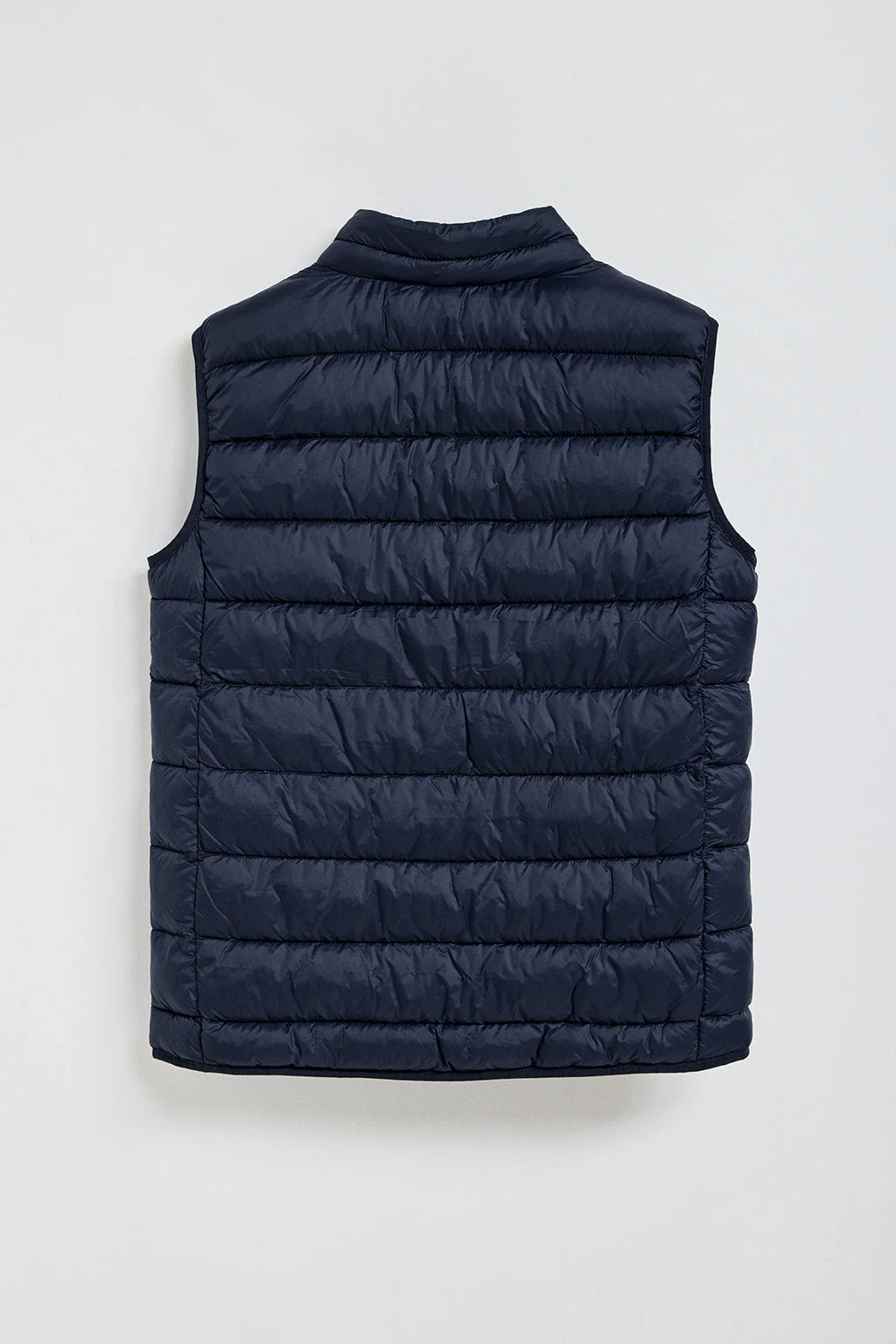 Chaleco Chase ultralight azul marino con parche Rigby Go - Image 7