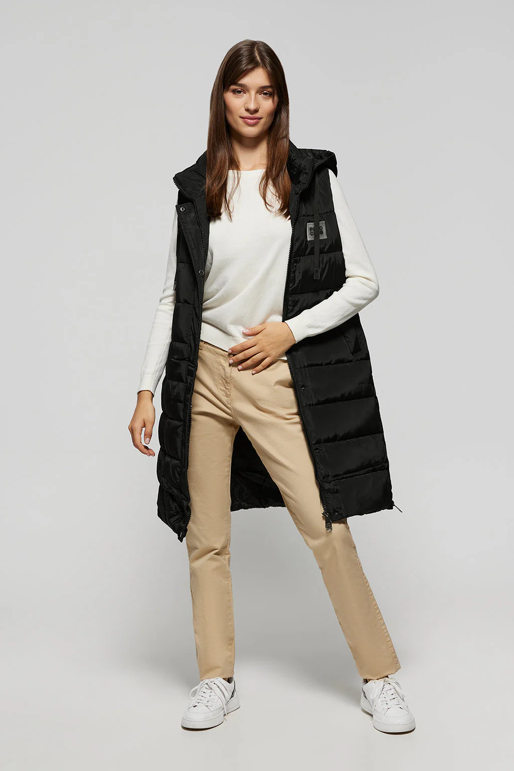Chaleco negro con capucha y parche Polo Club - Image 2