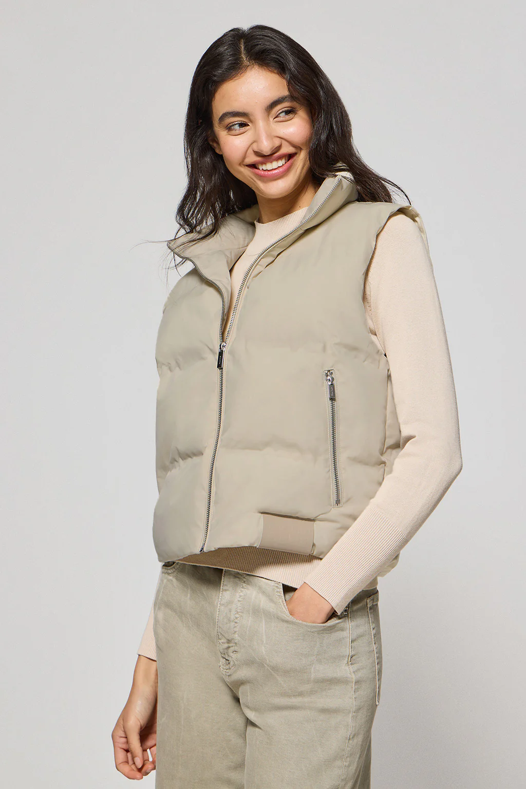 Chaleco beige acolchado Nueva York con detalles Polo Club - Image 4