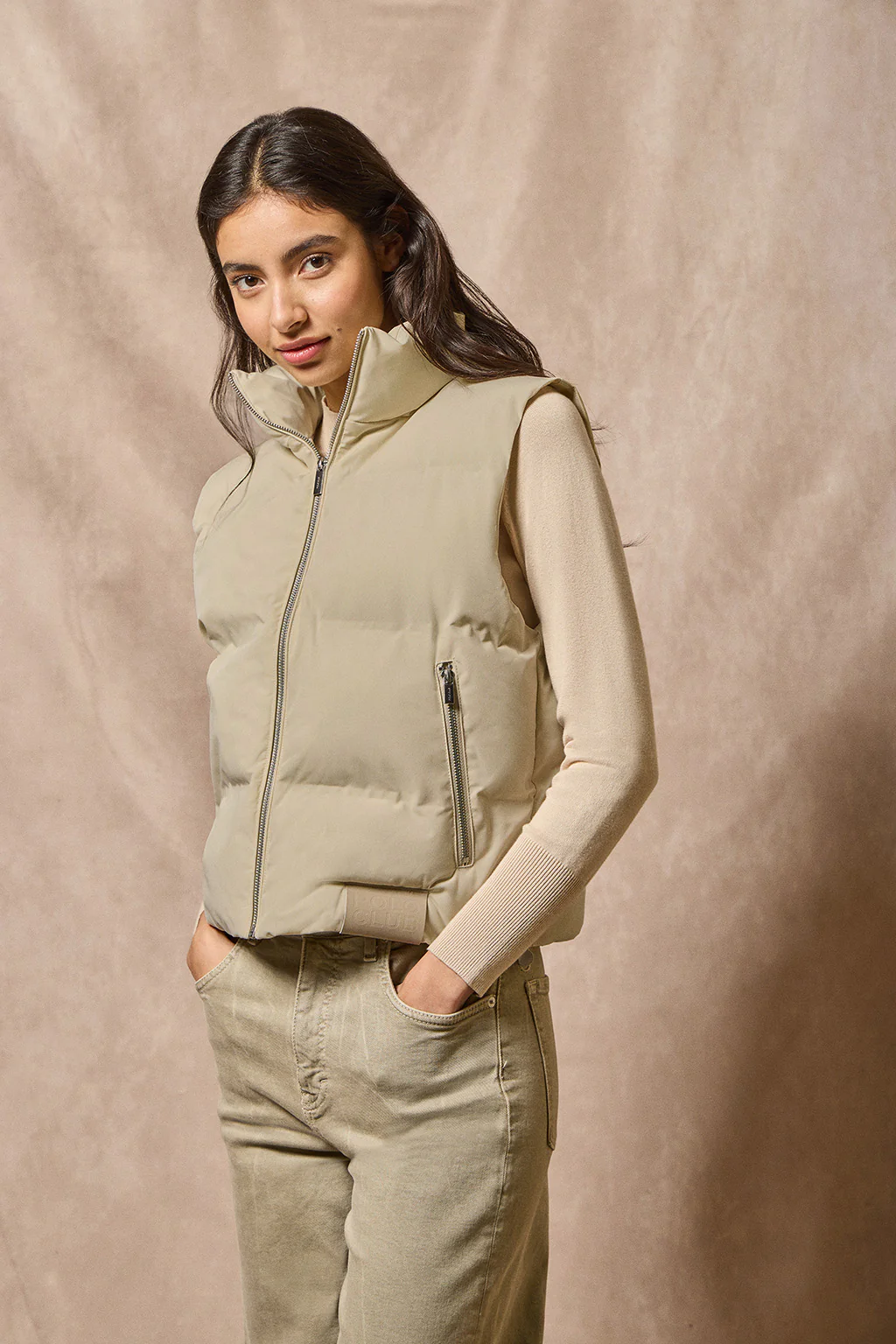 Chaleco beige acolchado Nueva York con detalles Polo Club - Image 5