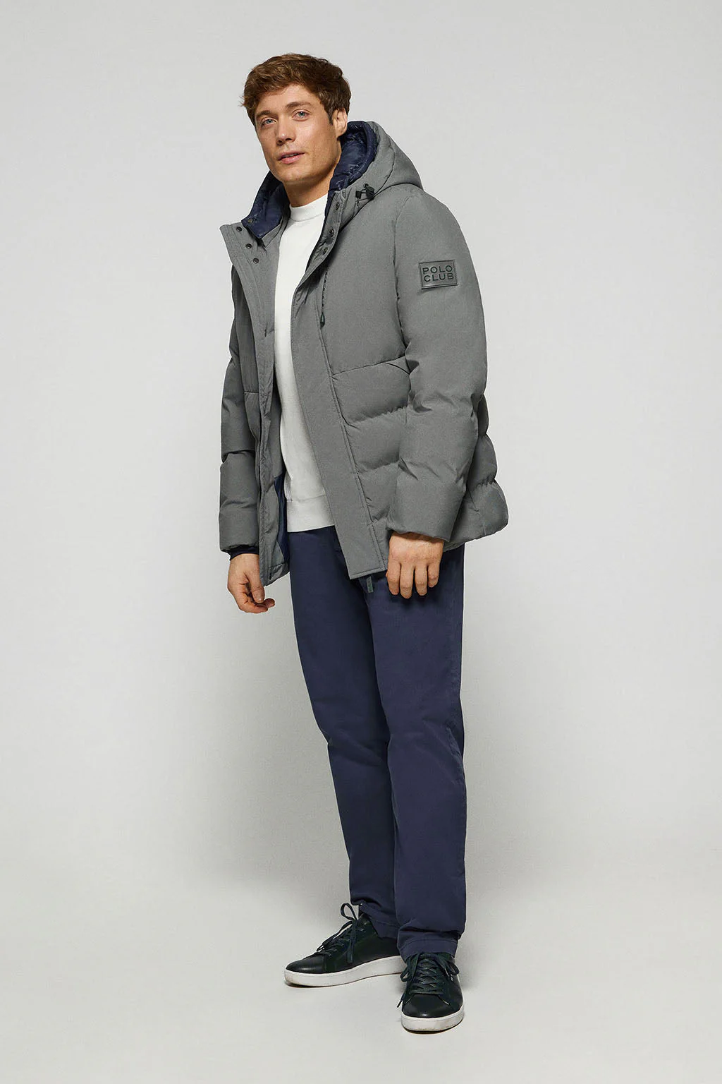 Abrigo gris asfalto Aspen acolchado de capucha fija y detalles Polo Club - Image 3