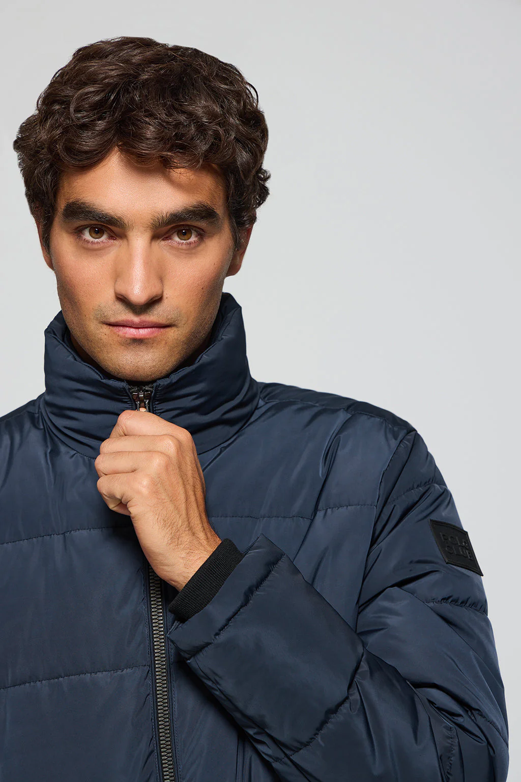 Chaqueta Brooklyn acolchada azul marino con detalle en la manga - Image 3