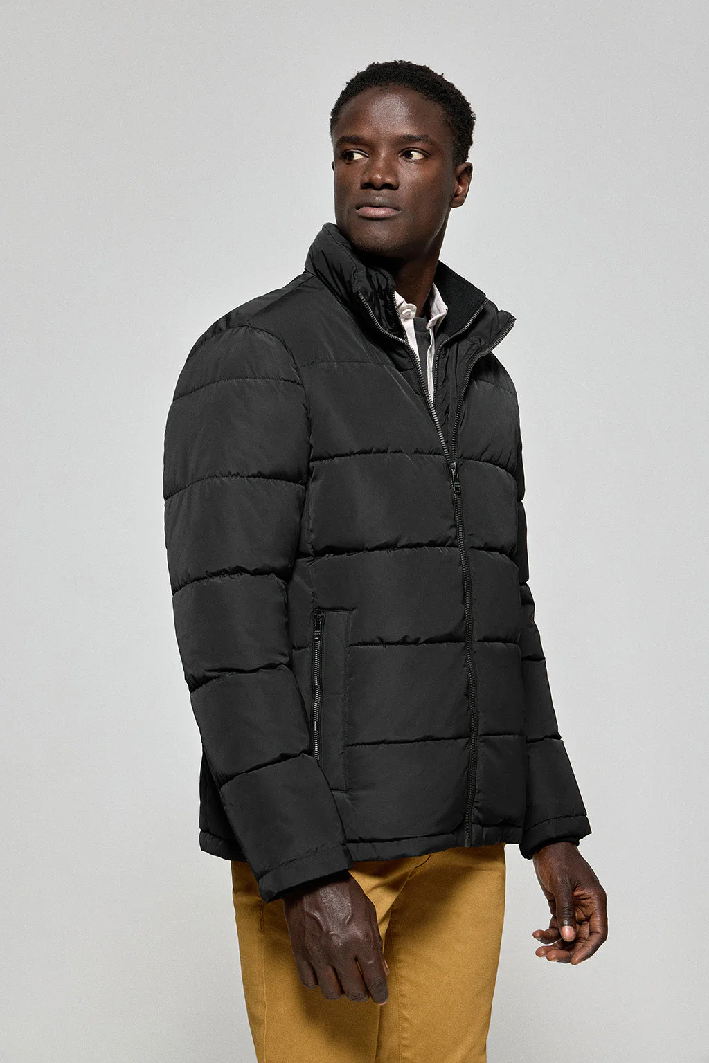 Chaqueta Brooklyn acolchada negra con detalle en la manga