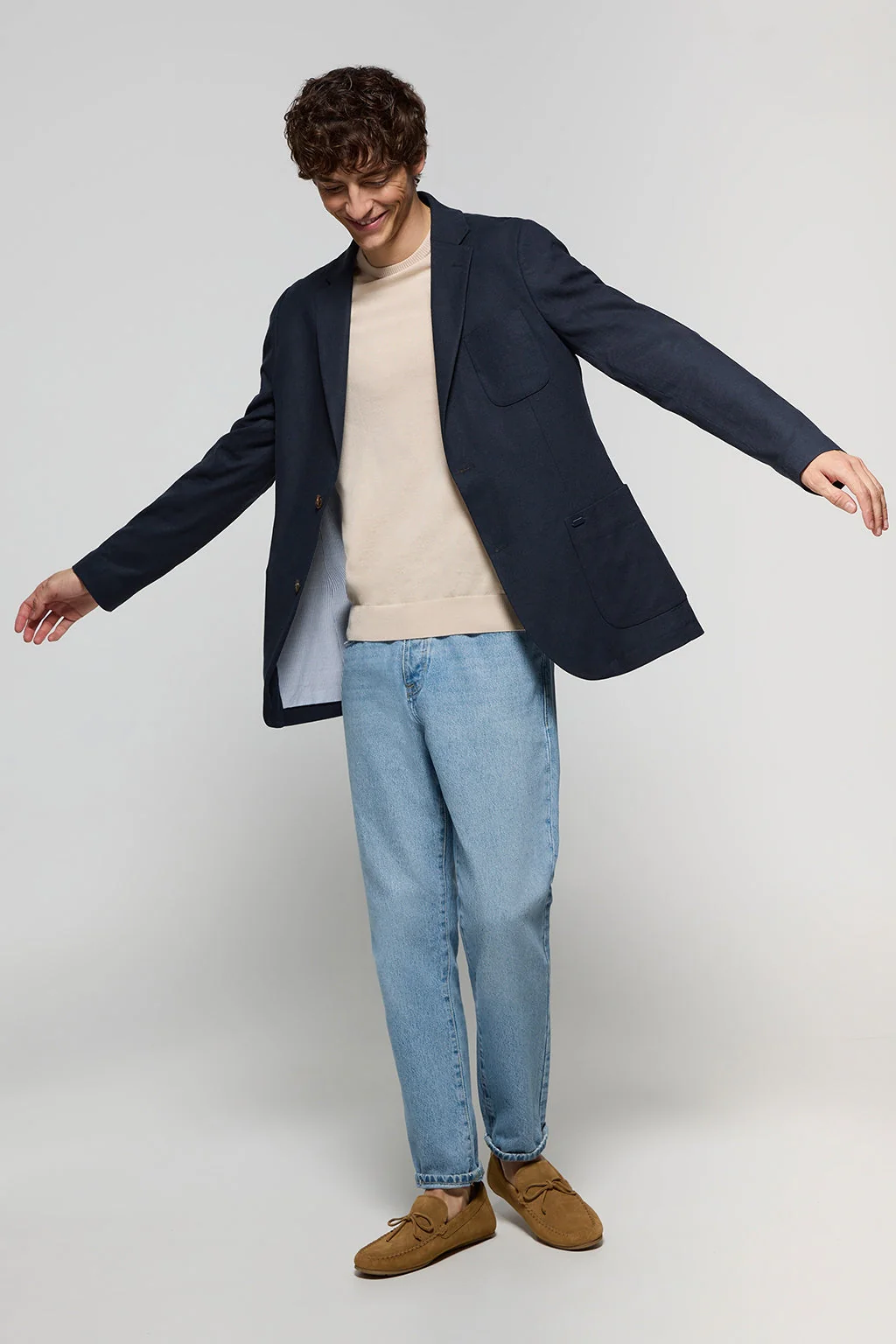Blazer de lino azul marino abotonada con detalles Polo Club - Image 5