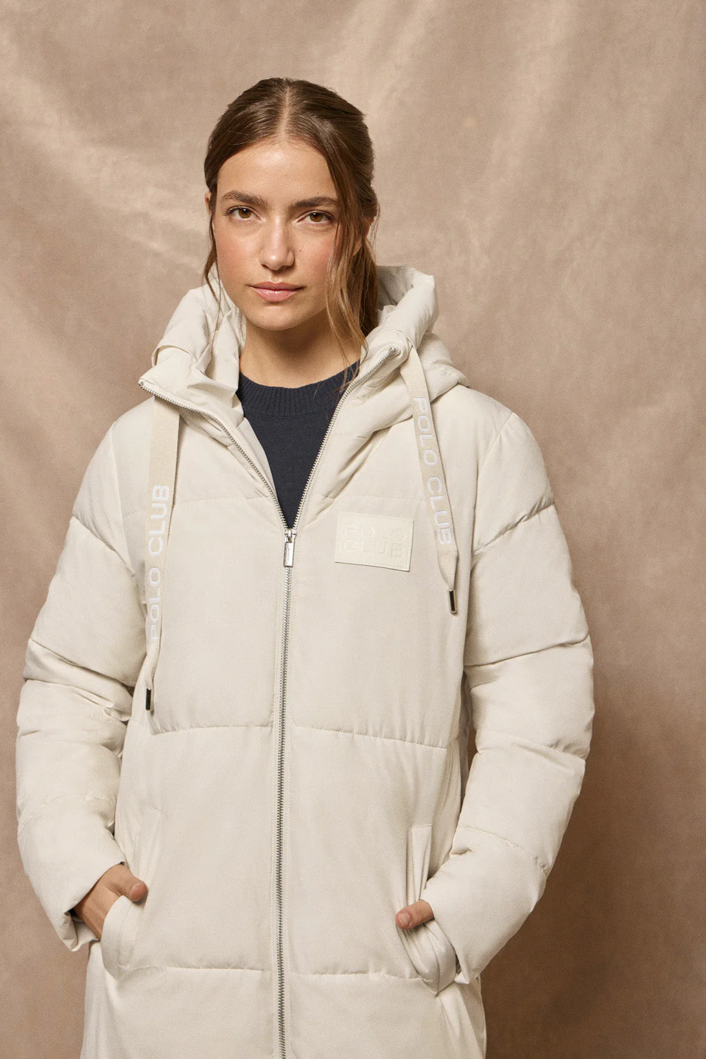 Chaquetón beige Buenos aires de capucha fija y detalles Polo Club - Image 4