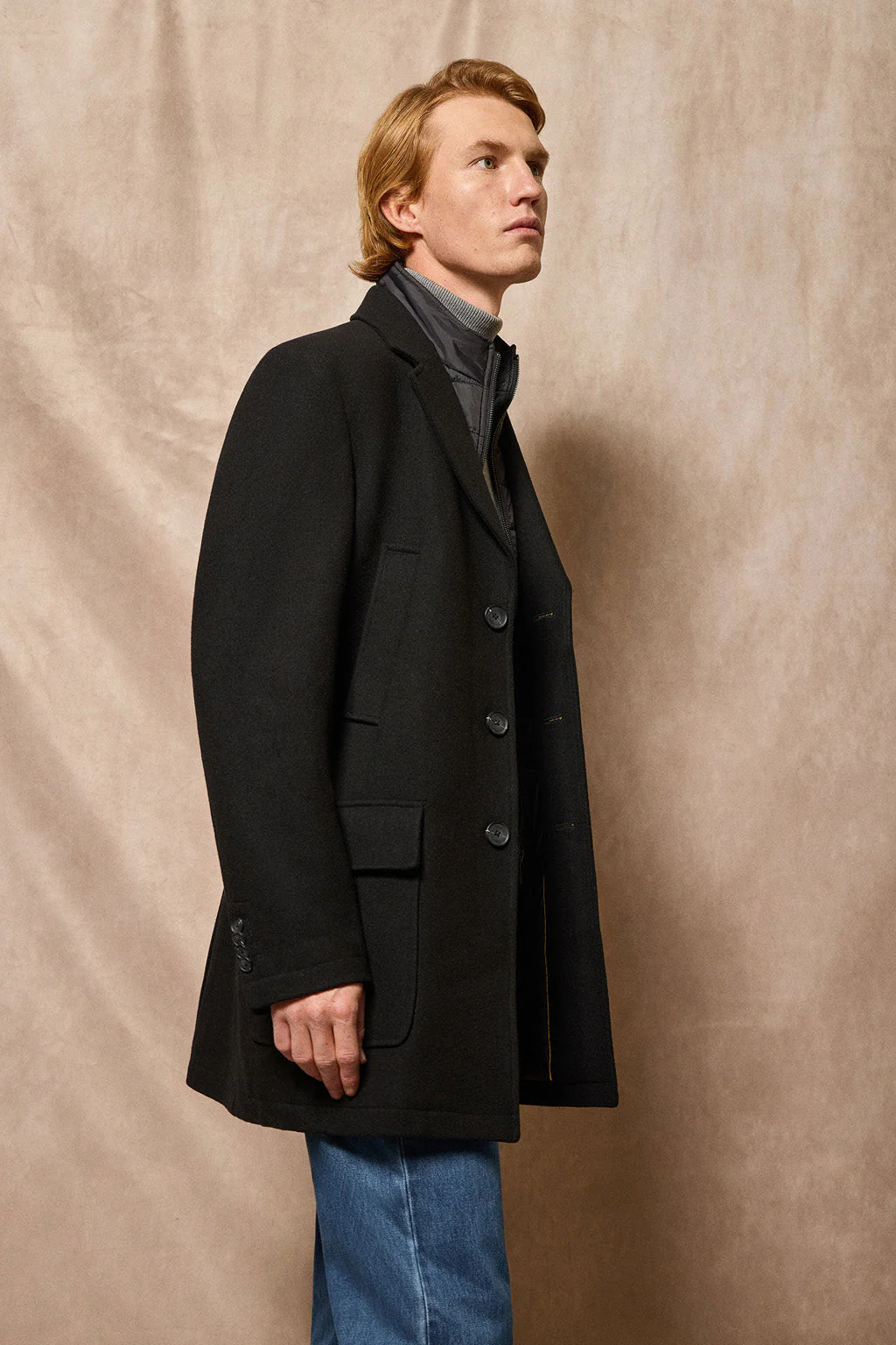 Abrigo negro Cambridge con detalles Polo Club - Image 7