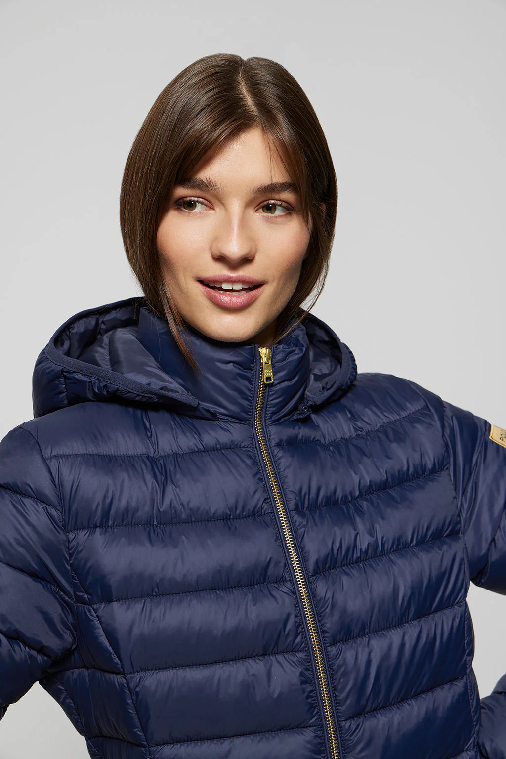 Chaqueta Carla azul marino ultralight con capucha y logotipo Polo Club - Image 3