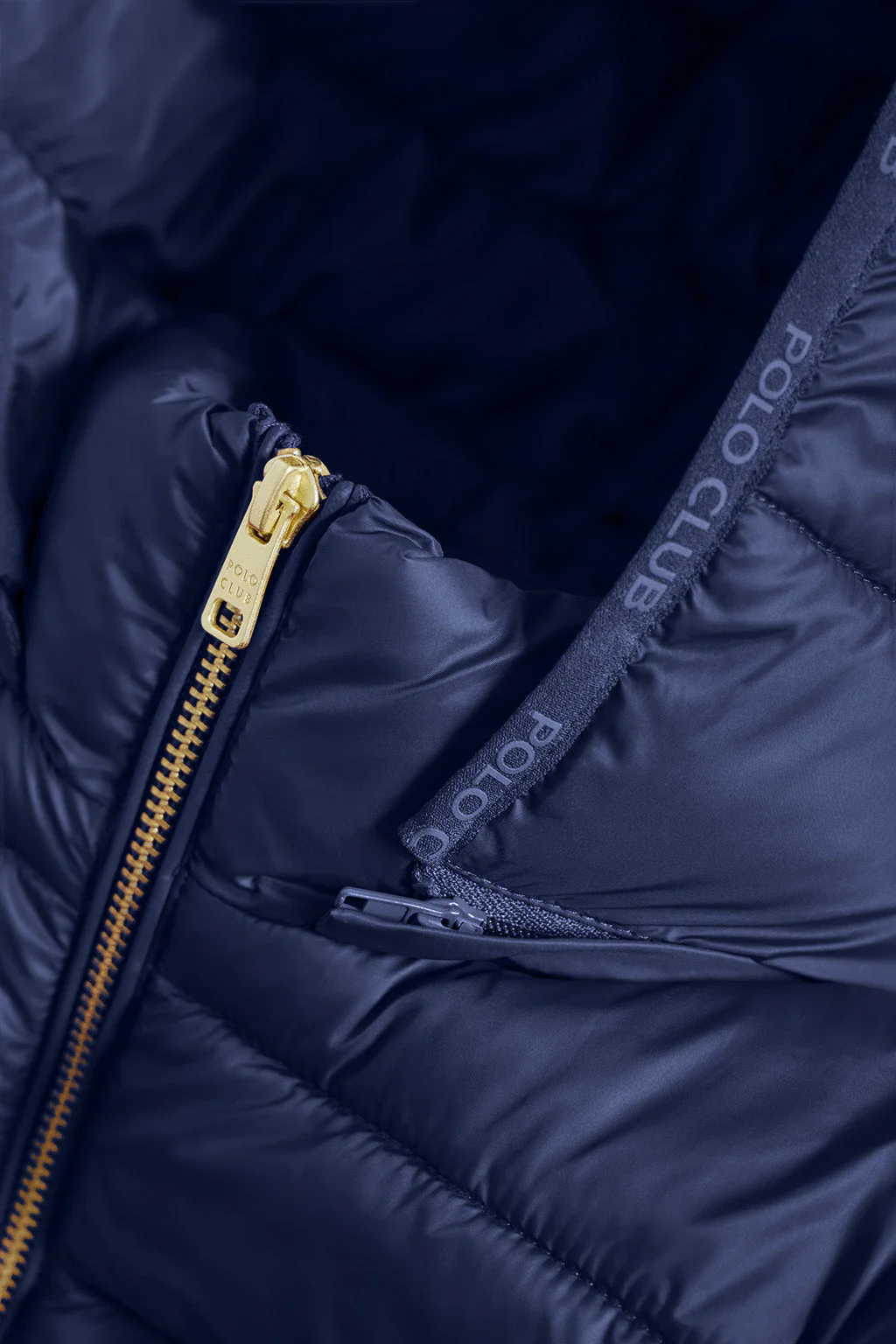 Chaqueta Carla azul marino ultralight con capucha y logotipo Polo Club - Image 7
