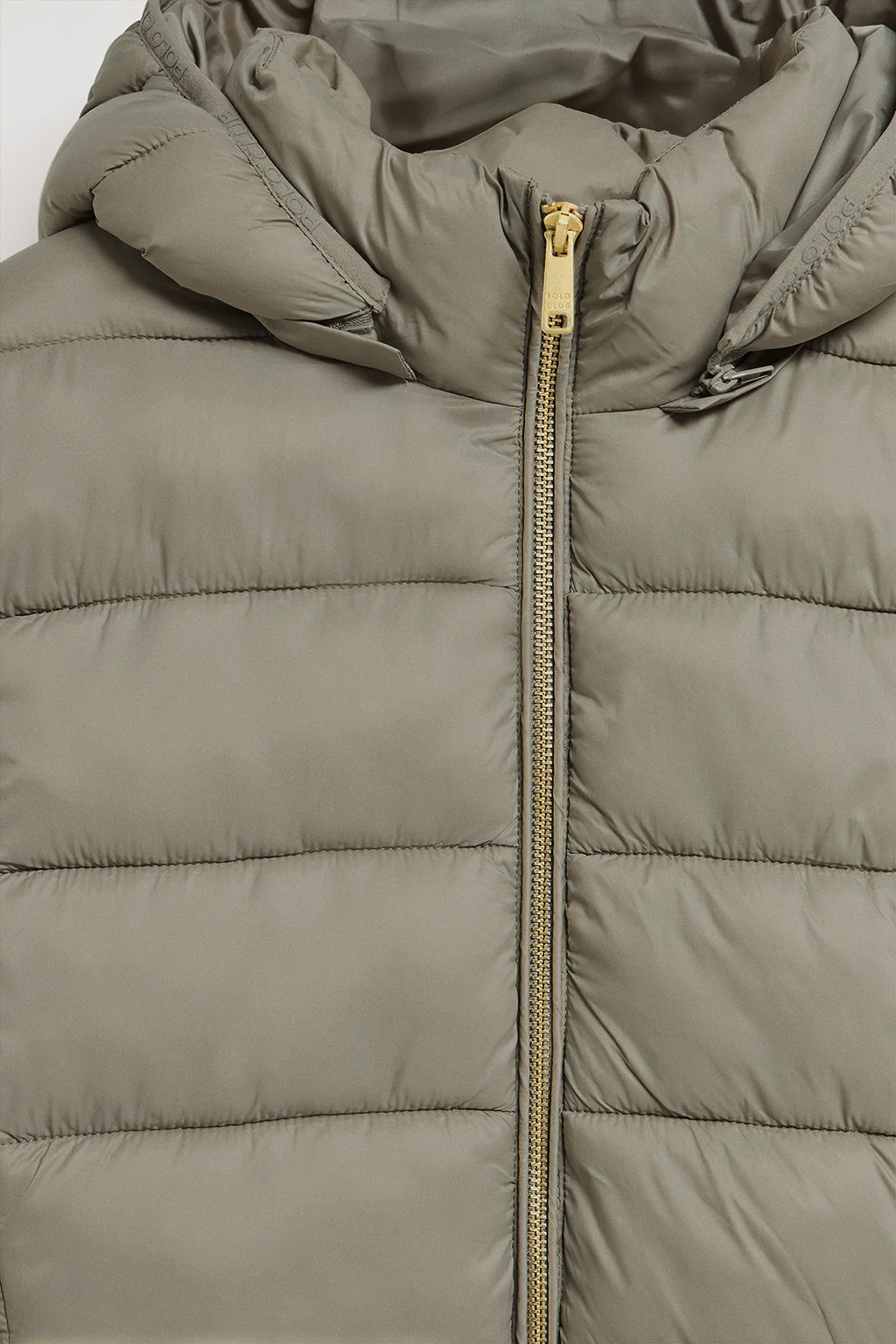 Abrigo ultralight color topo Cecilia de capucha extraíble y bordado PC - Image 12