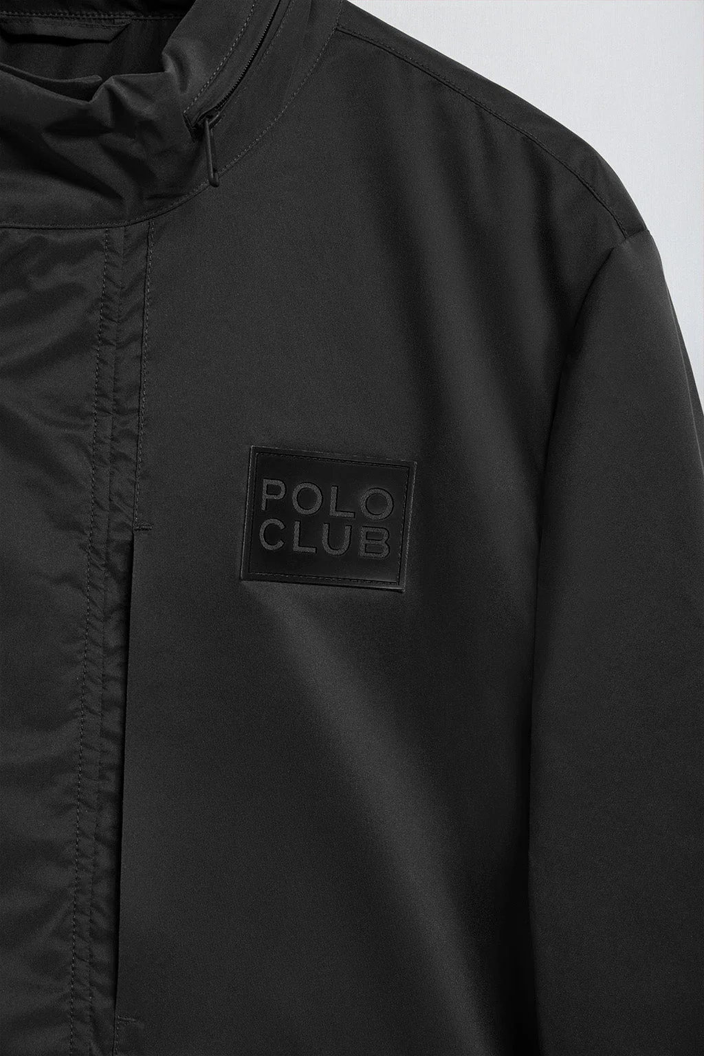 Parka ligera Chelsea color negro con parche logotipado - Image 10