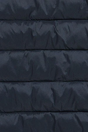 Chaqueta ultralight azul marino Cintia de capucha extraíble y bordado PC - Image 7
