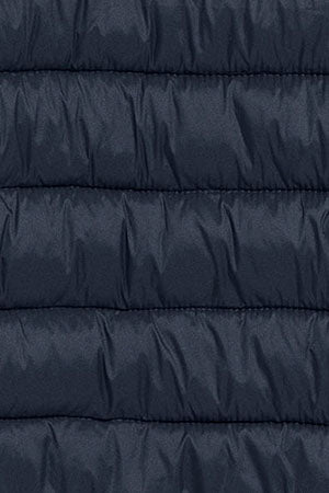 Chaqueta ultralight azul marino Corey de capucha extraíble y bordado PC - Image 13