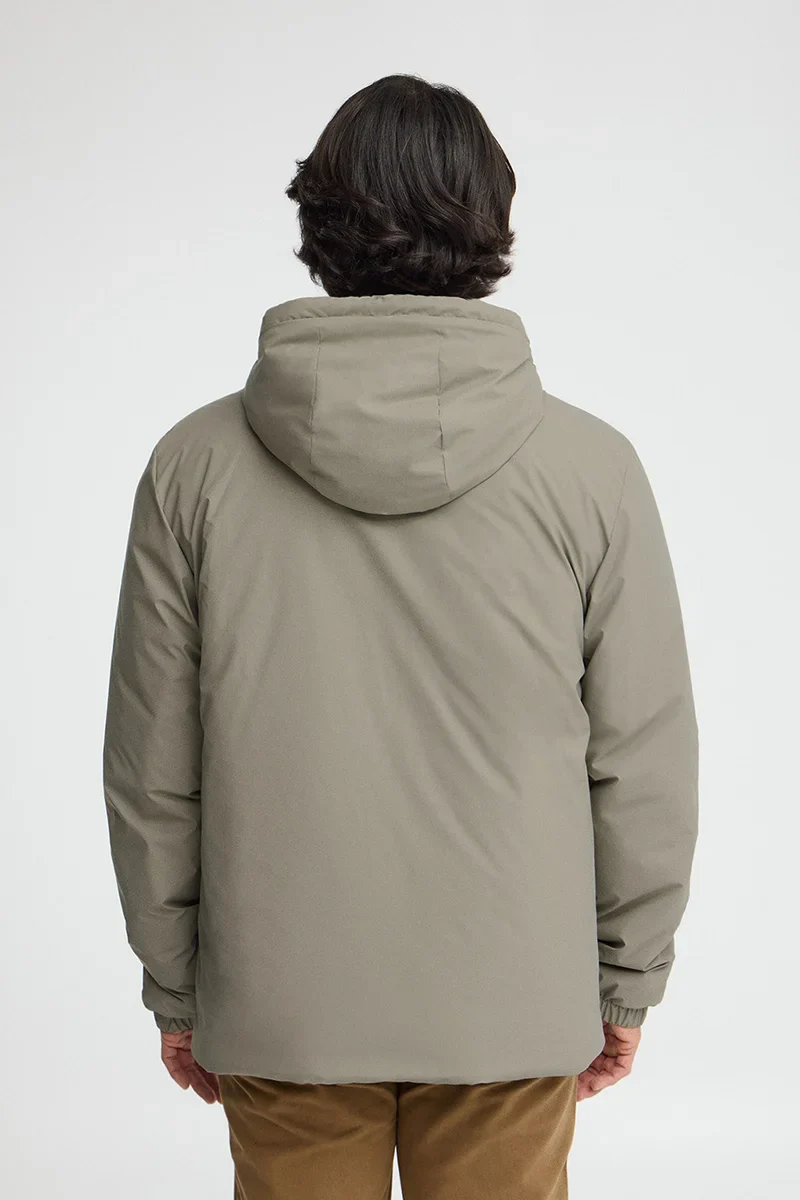 Chaqueta Dorsey color piedra con logo Rigby Go - Image 5