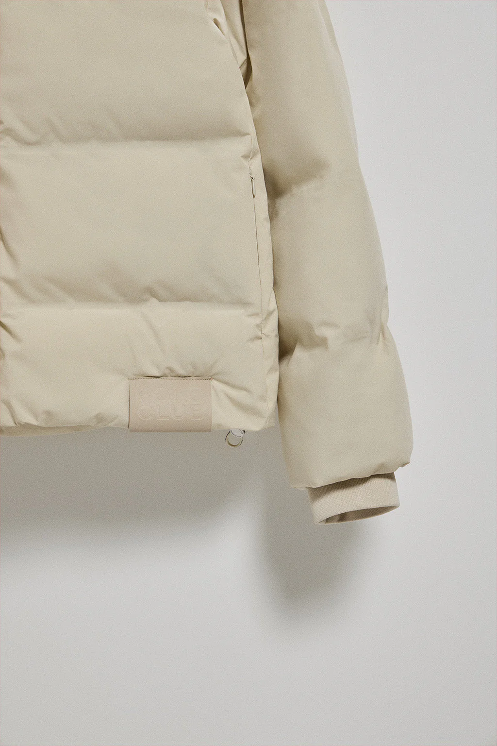 Bomber acolchada beige Dubái con detalle Polo Club - Image 9