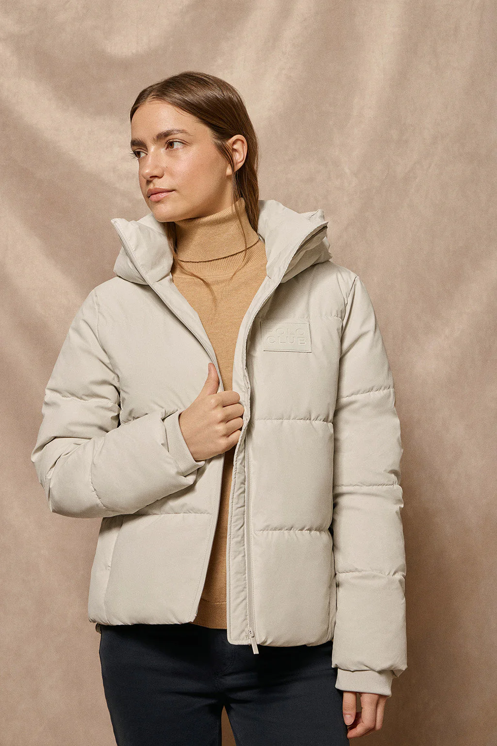 Chaqueta acolchada gris Glacier de capucha fija y detalles Polo Club - Image 6