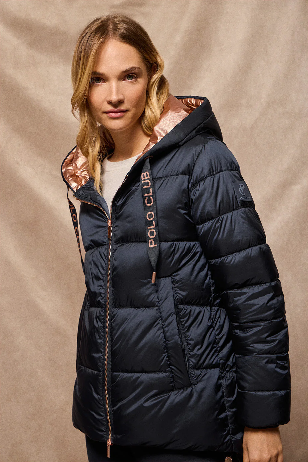 Chaqueta Ice acolchada azul marino de capucha fija y detalles Polo Club - Image 5