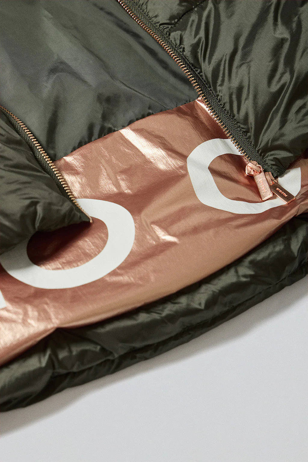 Chaqueta Ice acolchada verde de capucha fija y detalles Polo Club - Image 12