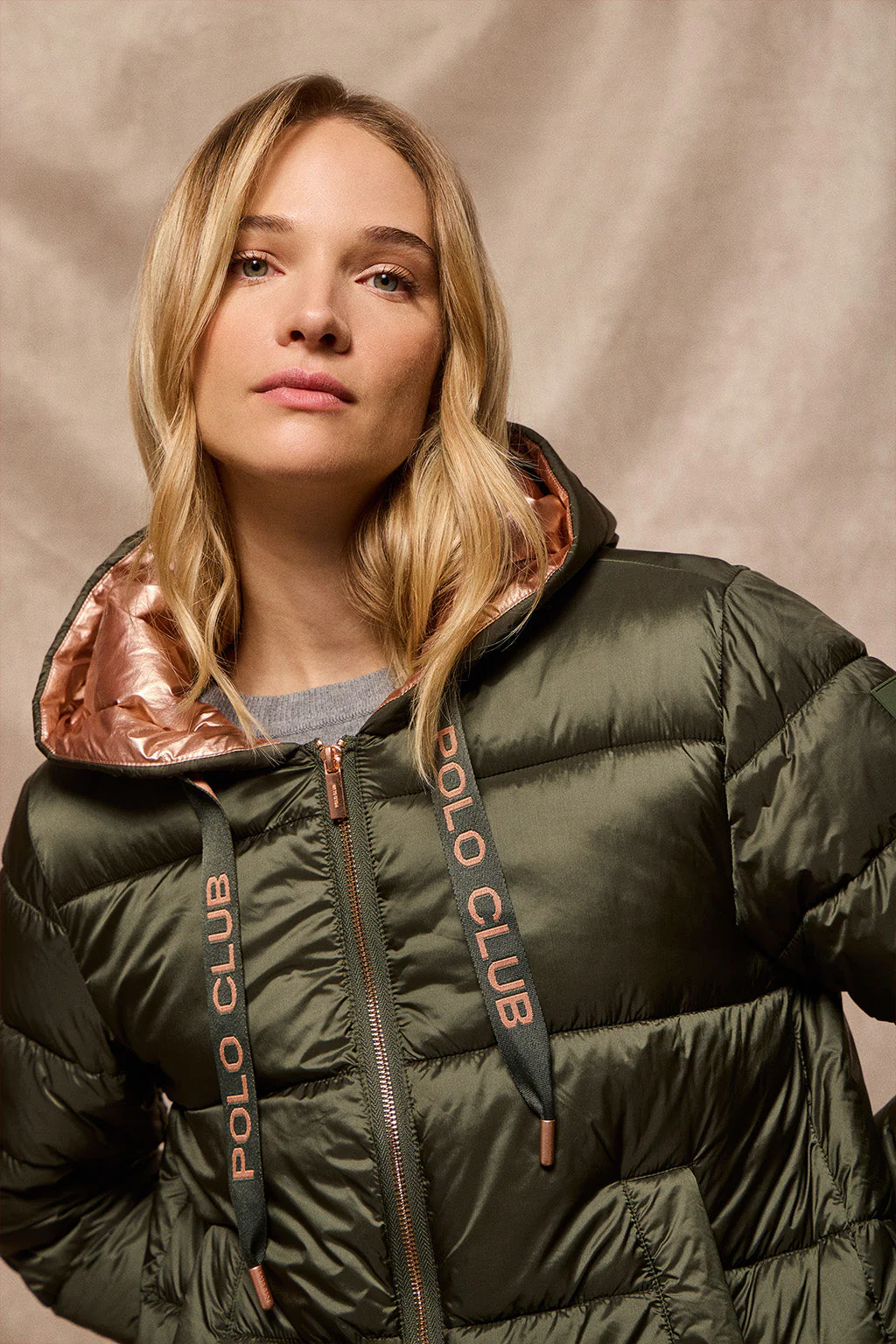 Chaqueta Ice acolchada verde de capucha fija y detalles Polo Club - Image 5