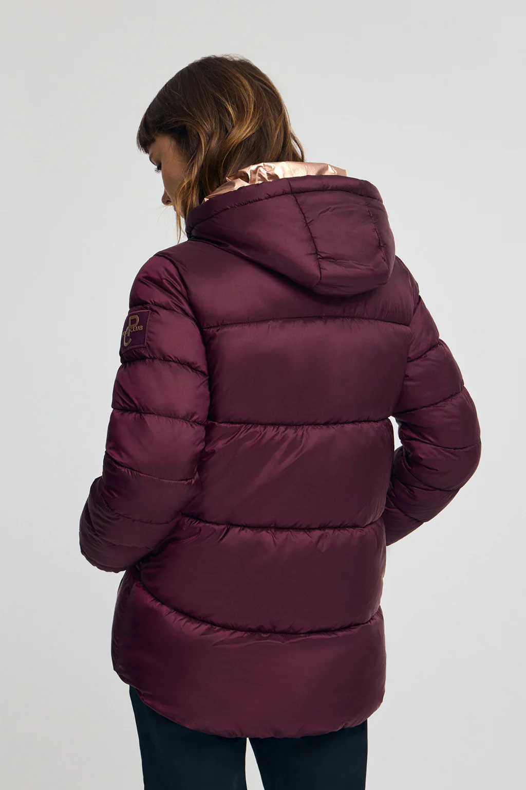 Chaqueta Ingrid color borgoña con logo Polo Club - Image 6