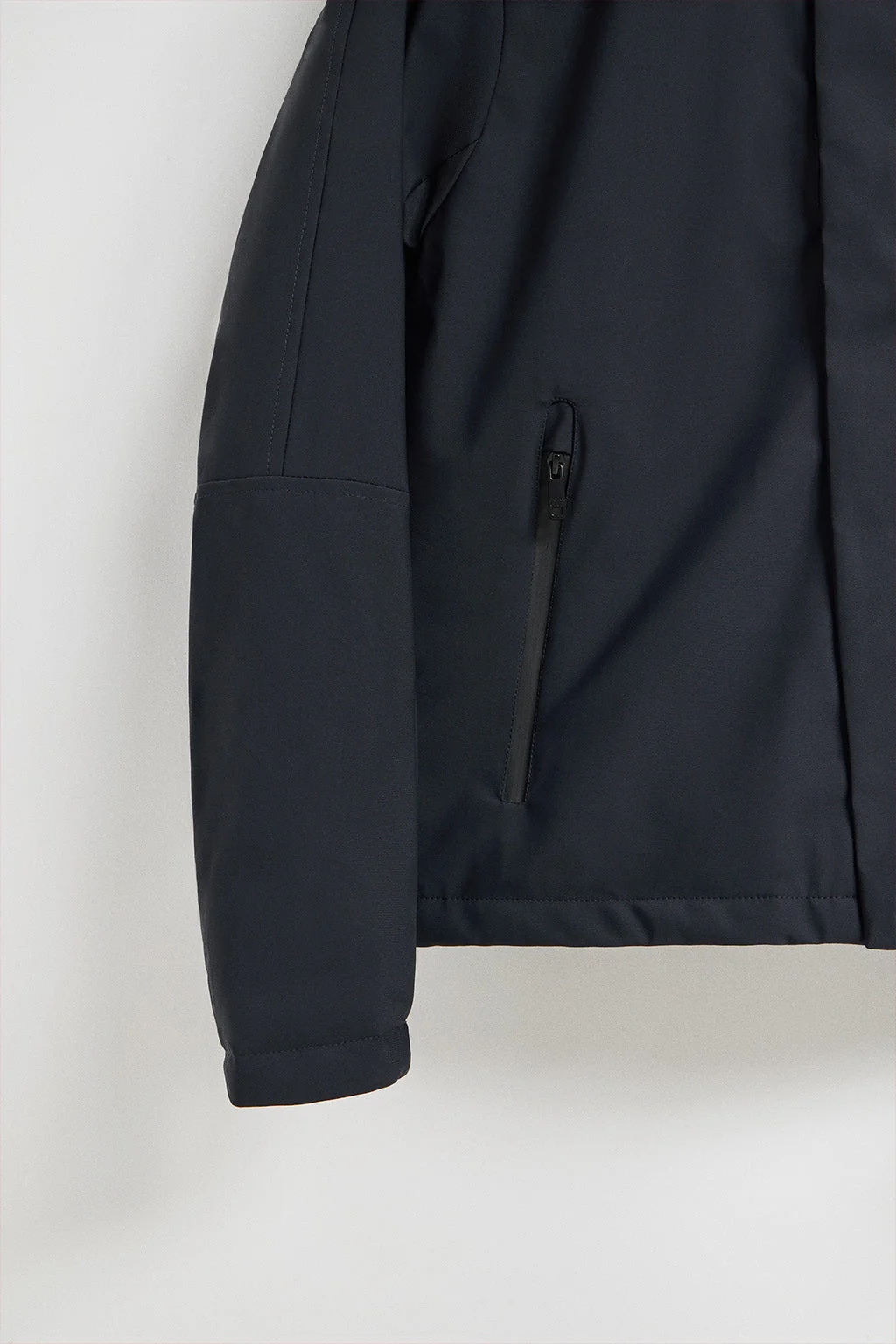 Chaqueta Mackey Jacket azul marino de capucha fija y detalles Polo Club - Image 12