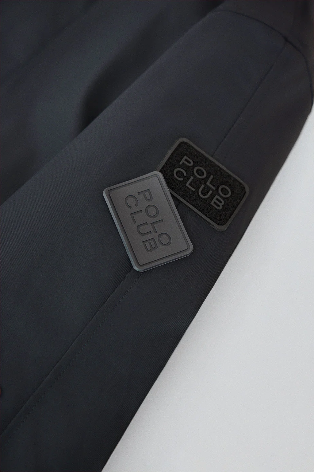 Chaqueta Mackey Jacket azul marino de capucha fija y detalles Polo Club - Image 13