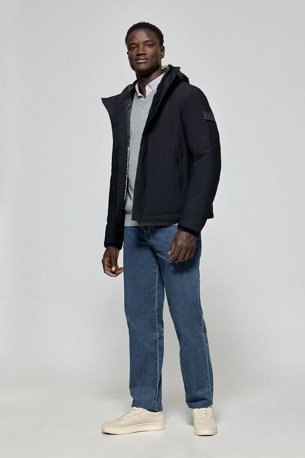 Chaqueta Mackey Jacket azul marino de capucha fija y detalles Polo Club - Image 3