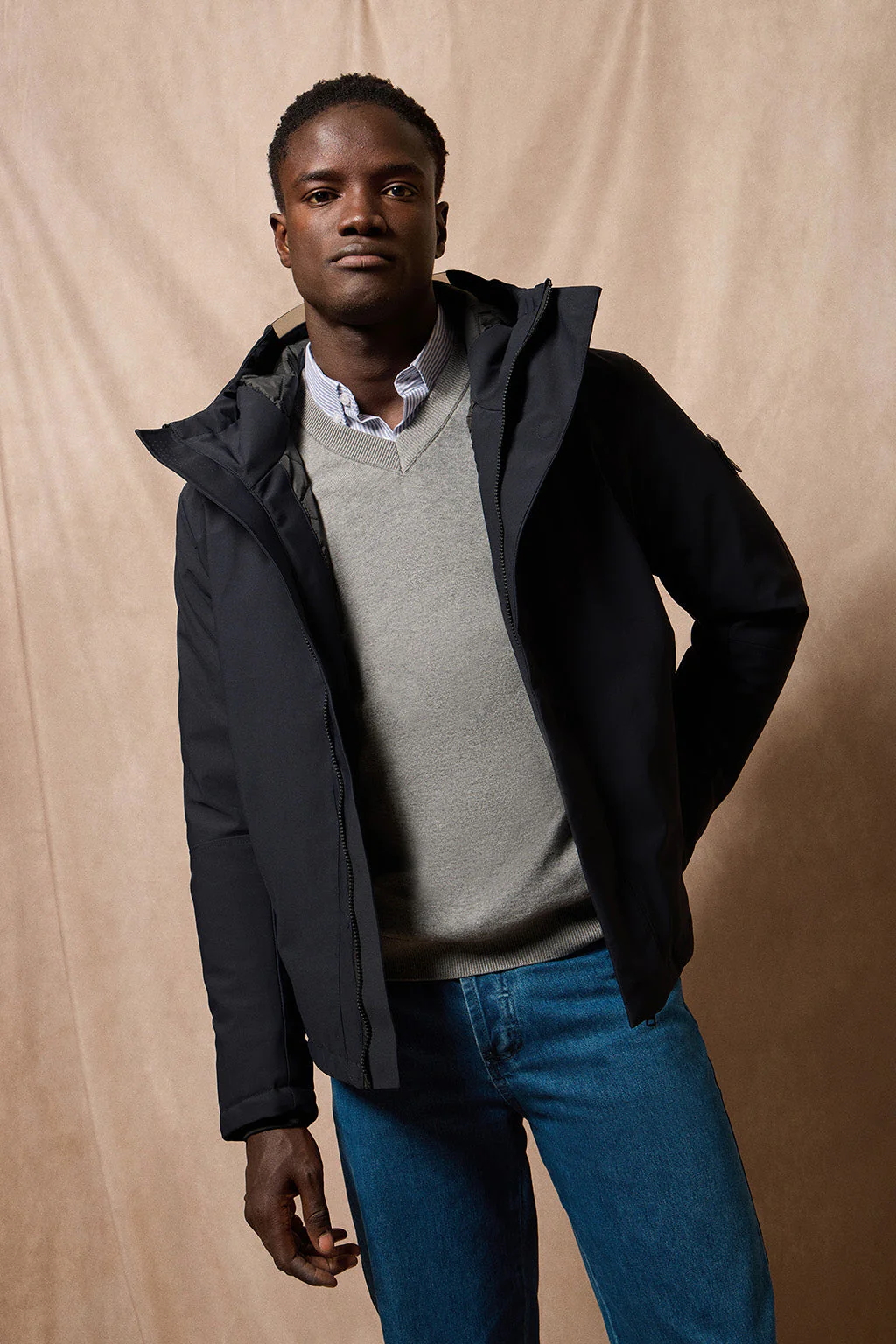 Chaqueta Mackey Jacket azul marino de capucha fija y detalles Polo Club - Image 7