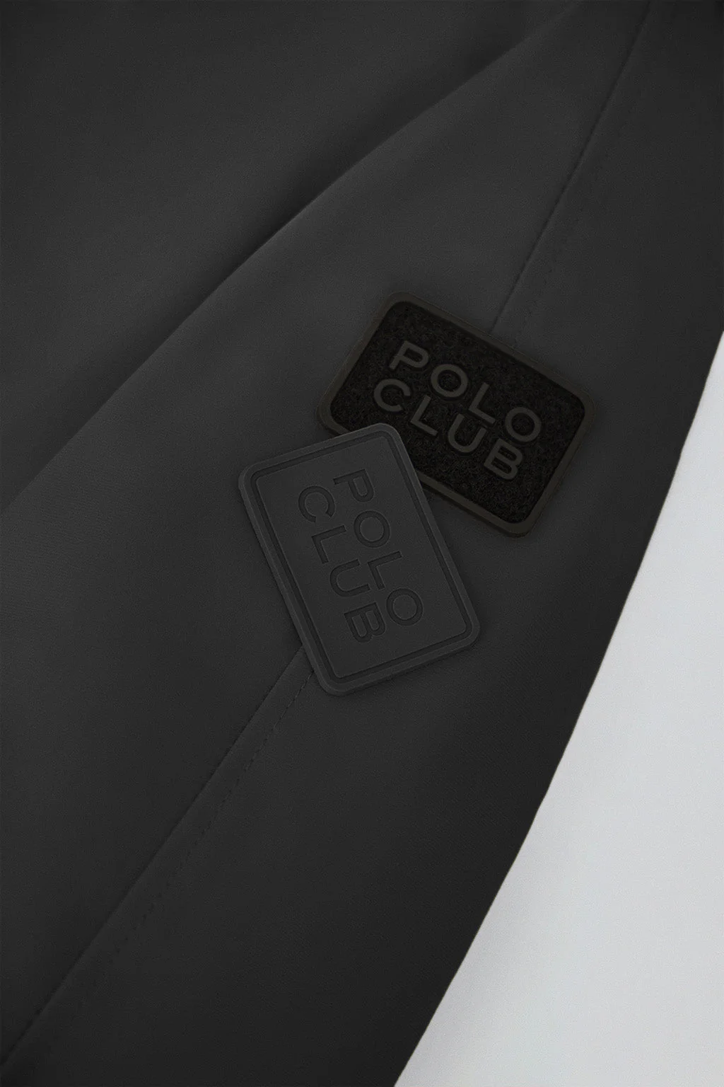 Abrigo Mackey negro de capucha fija y detalles Polo Club - Image 13
