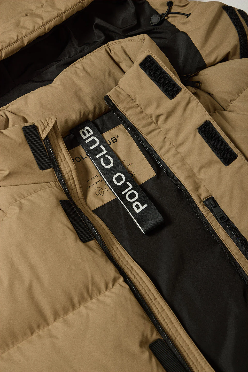 Chaqueta beige oscuro Midtown de capucha desmontable y detalles Polo Club - Image 12