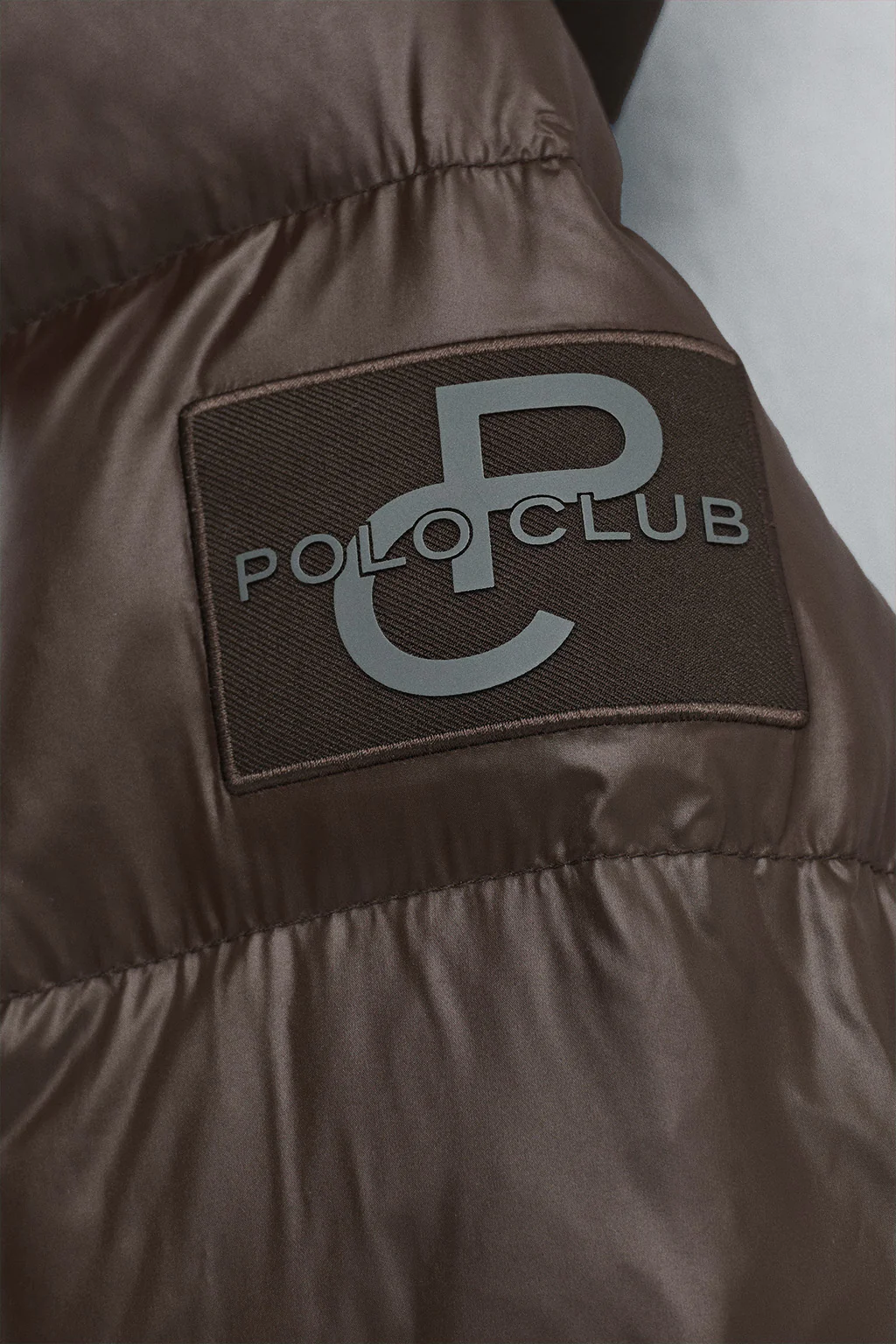 Chaqueta de plumas Ofelia marrón con logo Polo Club - Image 9