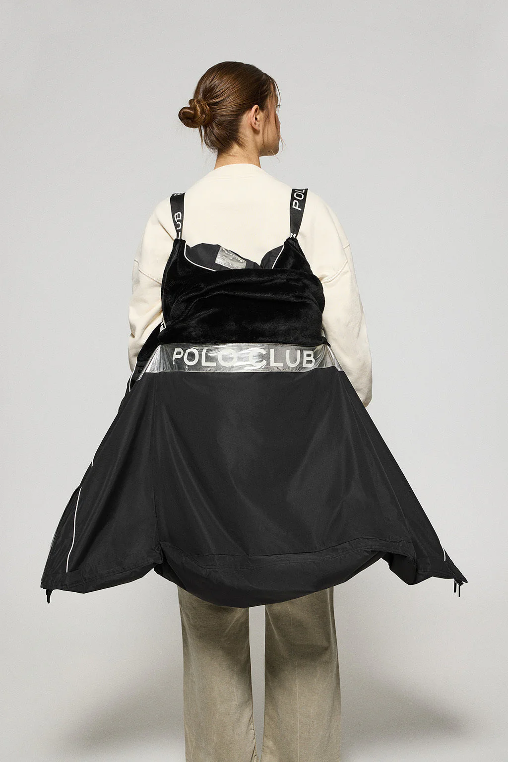 Abrigo Polar negro con capucha fija y detalles Polo Club - Image 4