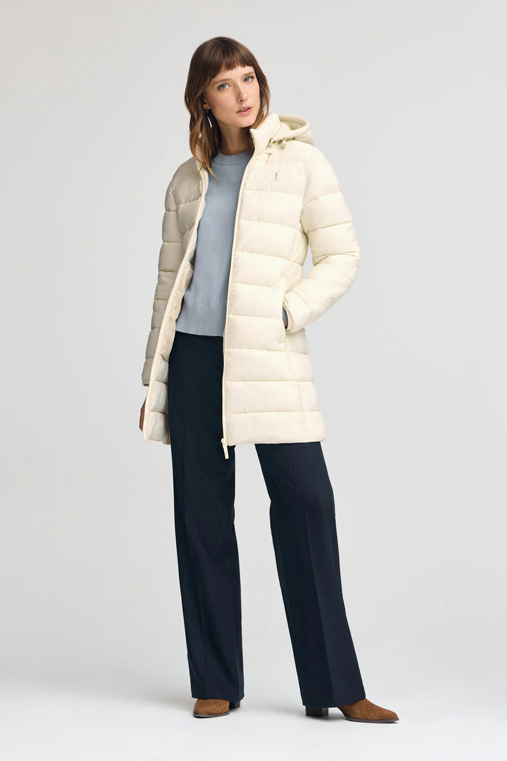 Chaqueta Salima Embroidery color crudo con logo Rigby Go - Image 3