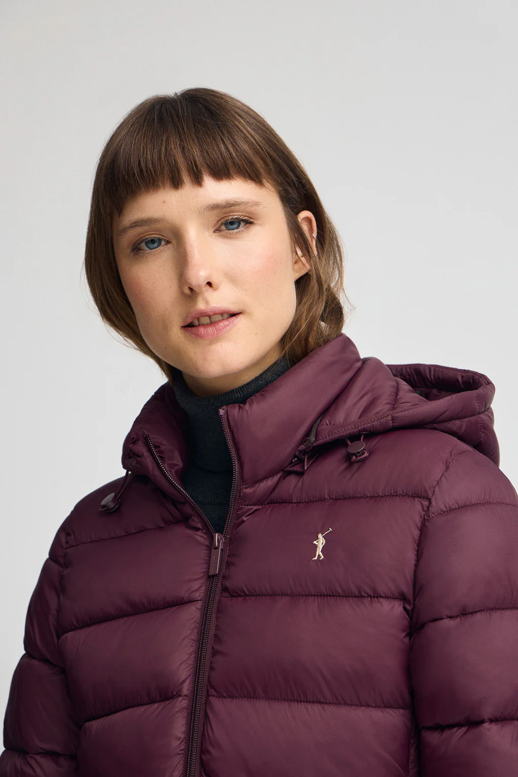 Chaqueta Salima Embroidery color borgoña con logo Rigby Go - Image 2