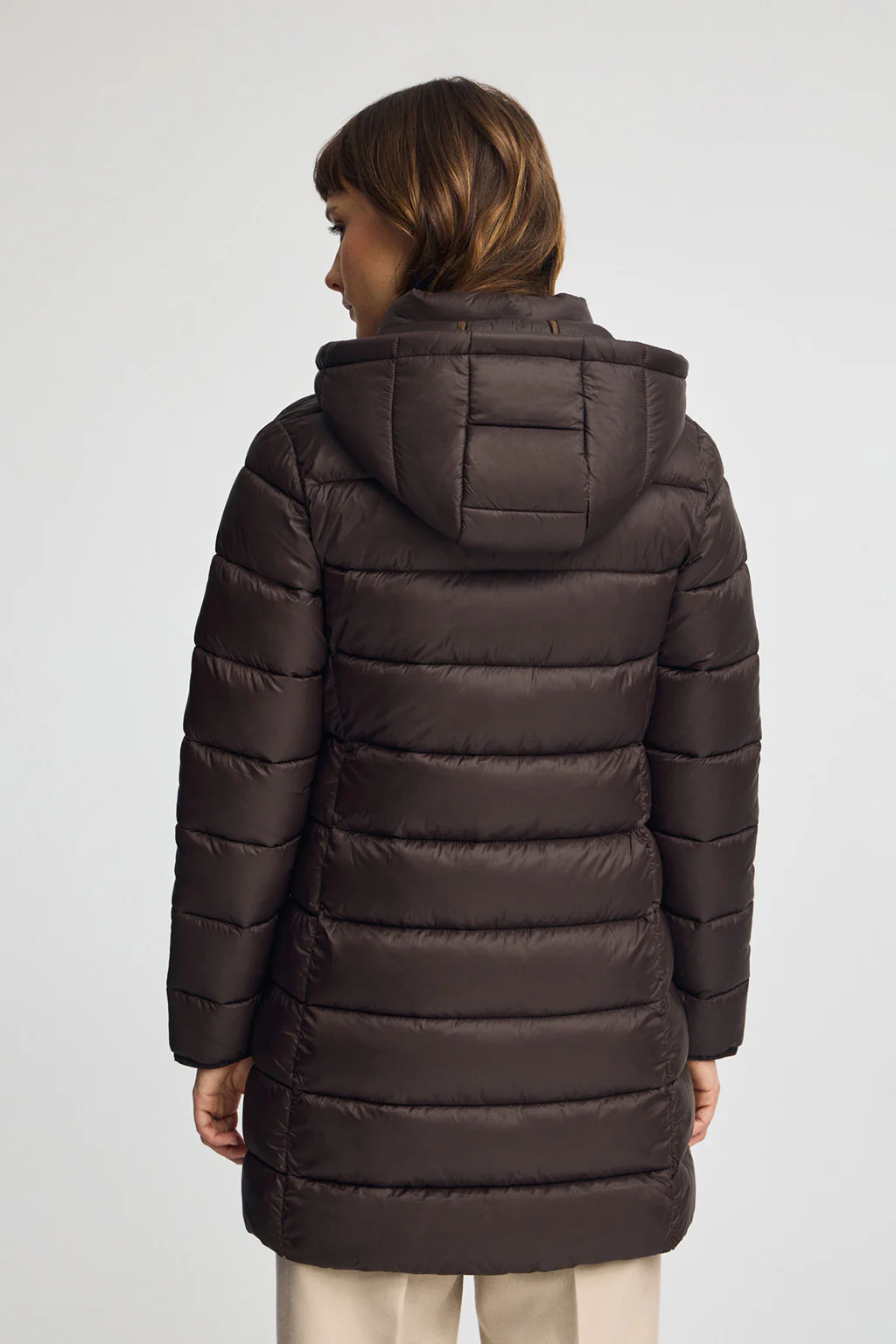 Chaqueta Salima Embroidery color chocolate con logo Rigby Go - Image 4