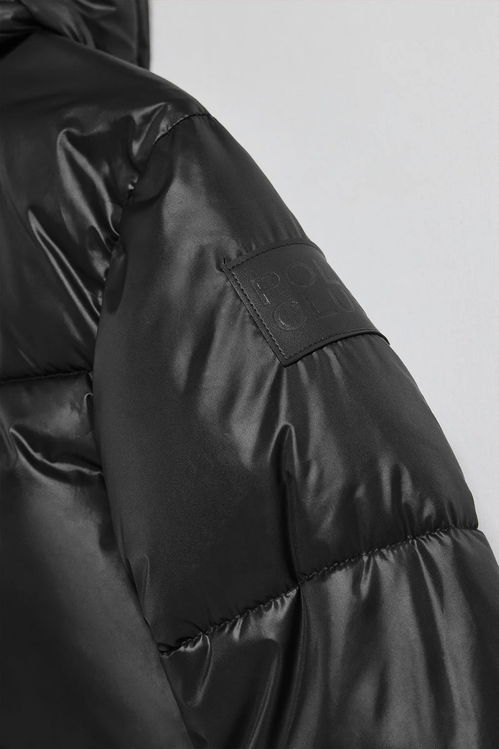 Chaqueta negra corta acolchada Sidney con detalles Polo Club - Image 9