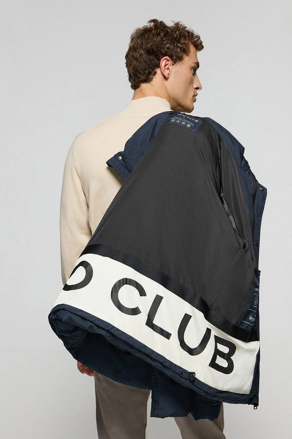 Chaqueta azul marino Slope acolchada con detalles Polo Club - Image 4