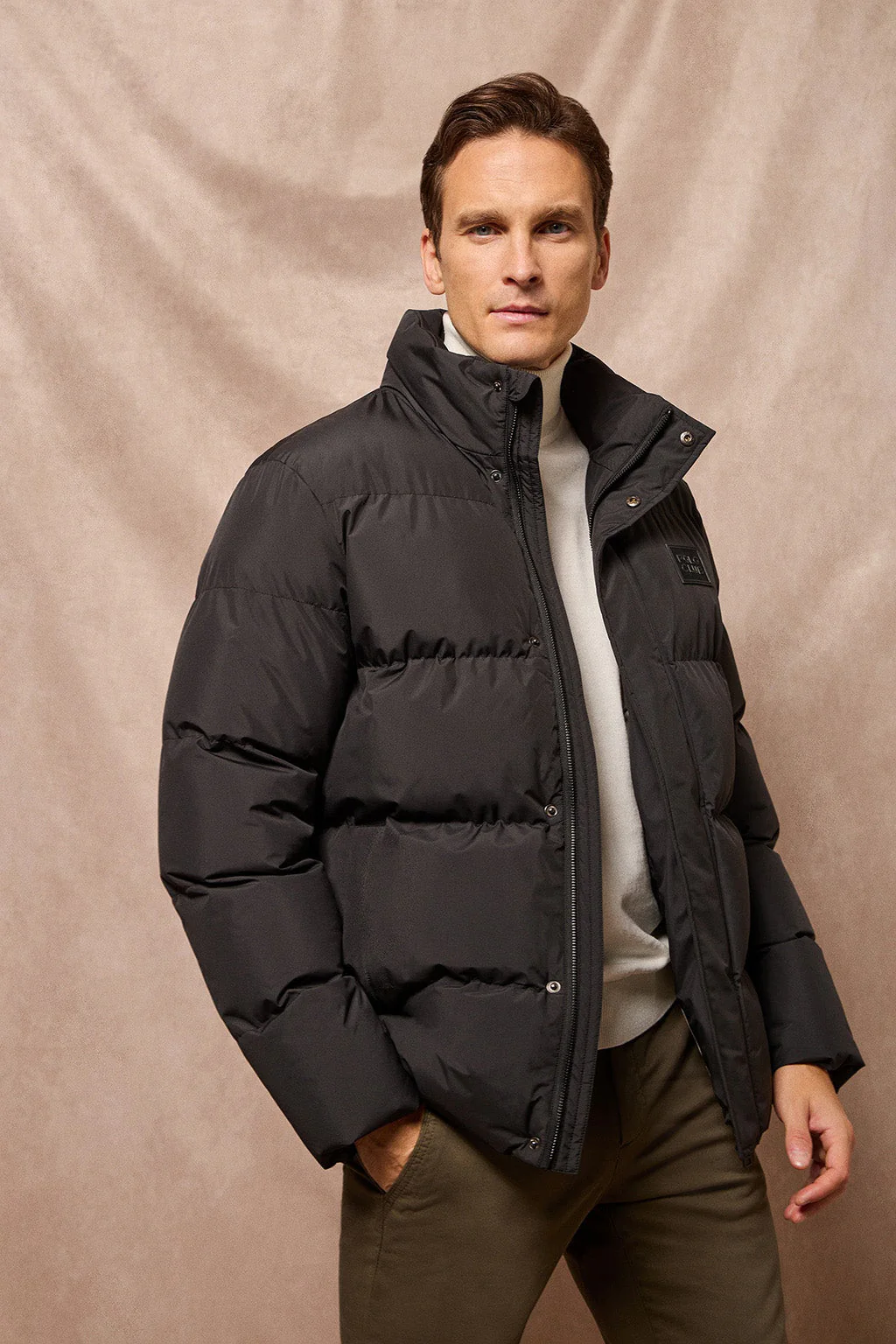 Chaqueta negra Slope acolchada con detalles Polo Club - Image 5