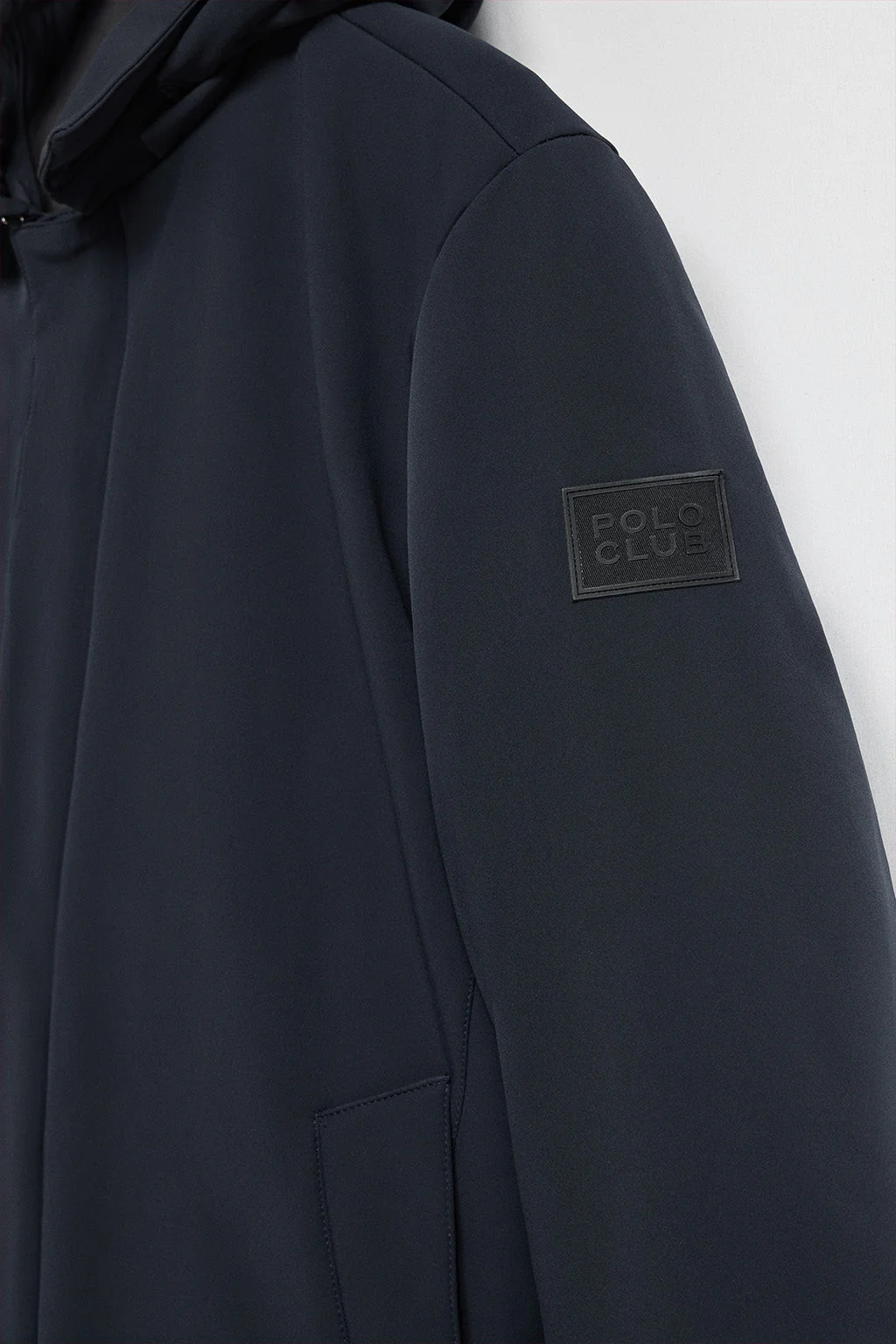Abrigo Soho clásico azul marino de capucha desmontable y detalles Polo Club - Image 9