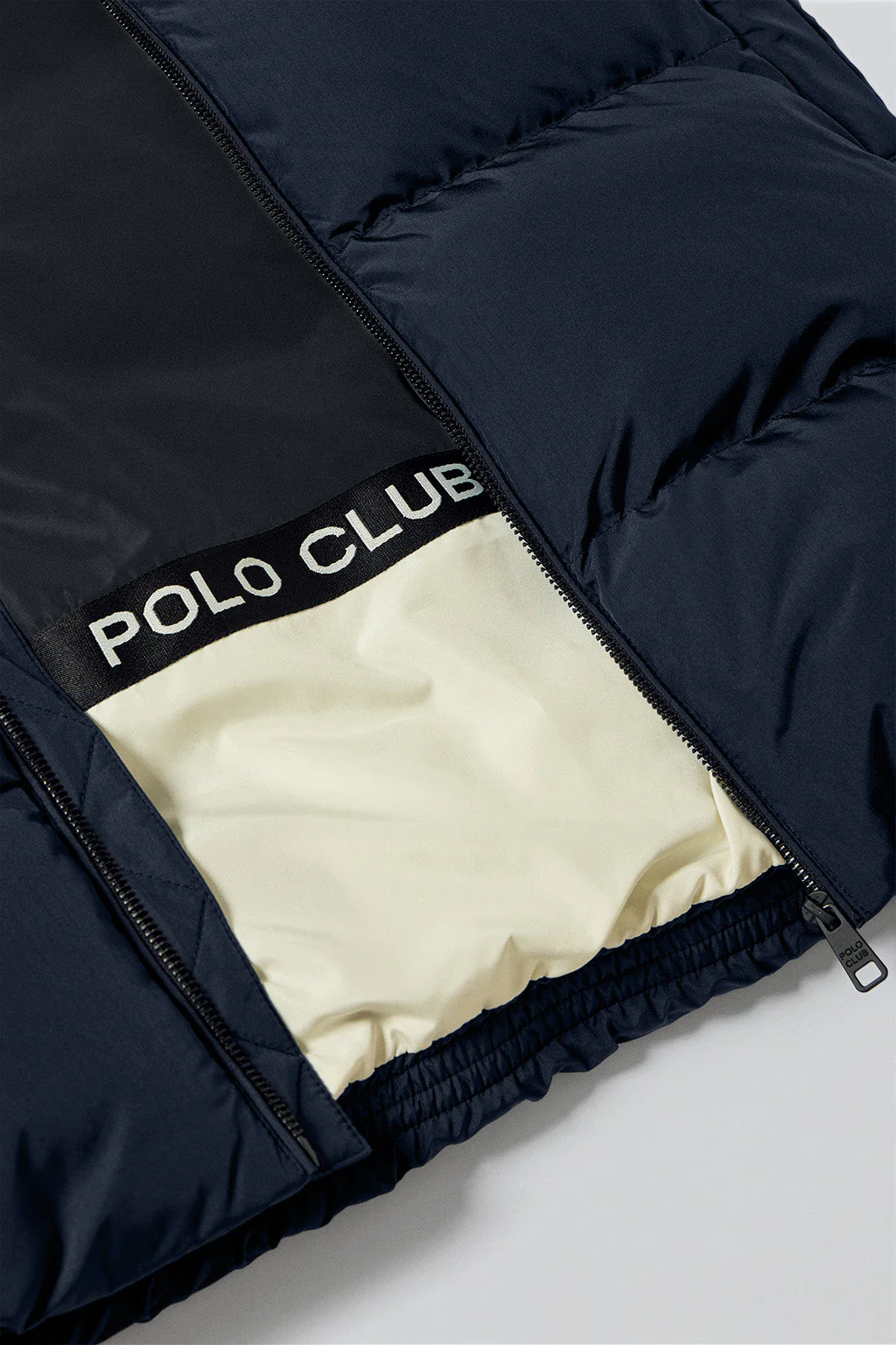 Abrigo azul marino Staten de capucha desmontable y detalles Polo Club - Image 10