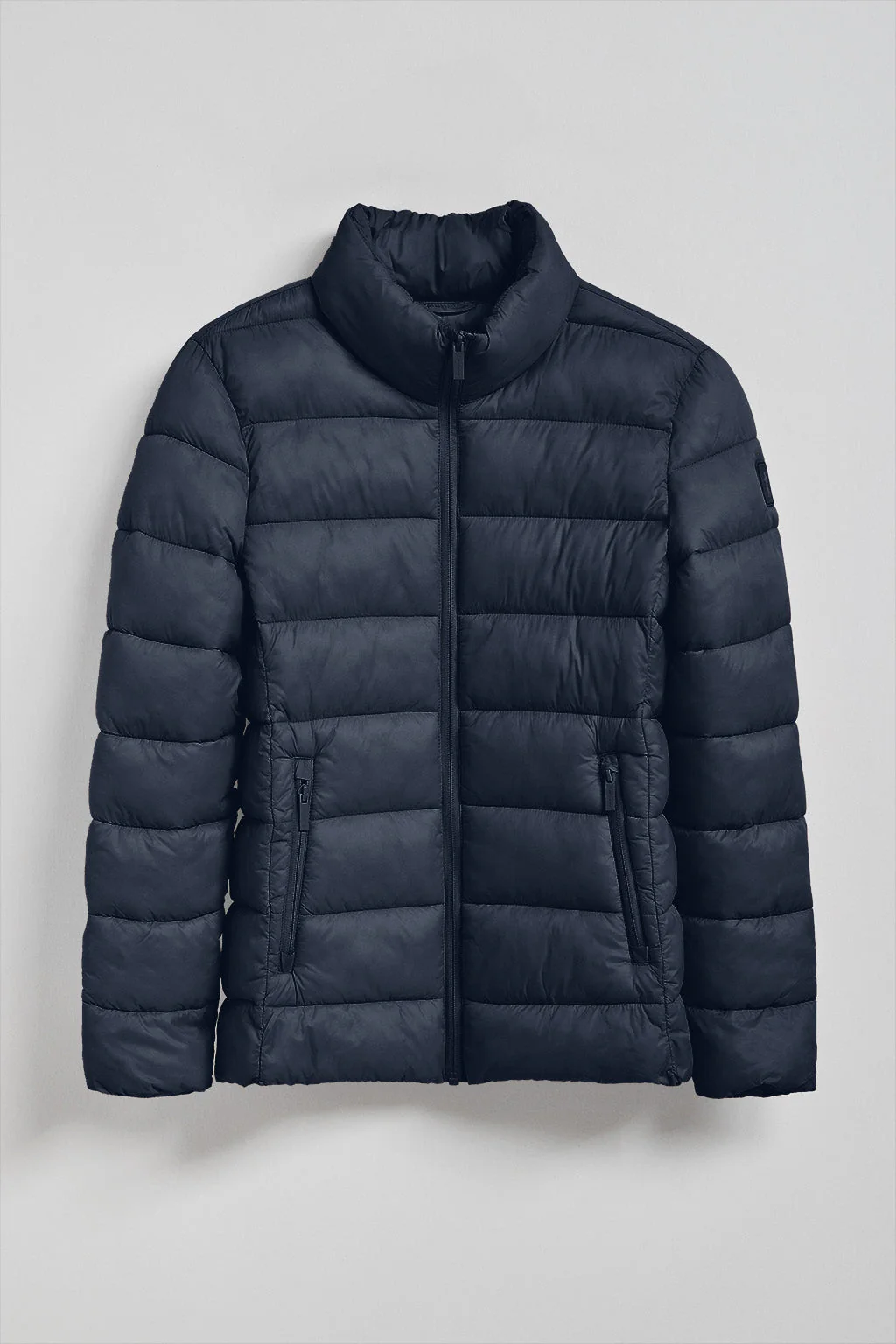 Chaqueta ultralight Susanne azul marino con parche Rigby Go - Image 10