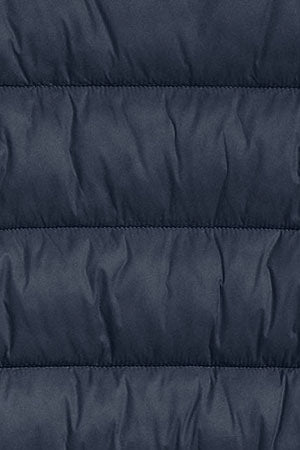 Chaqueta ultralight Susanne azul marino con parche Rigby Go - Image 9
