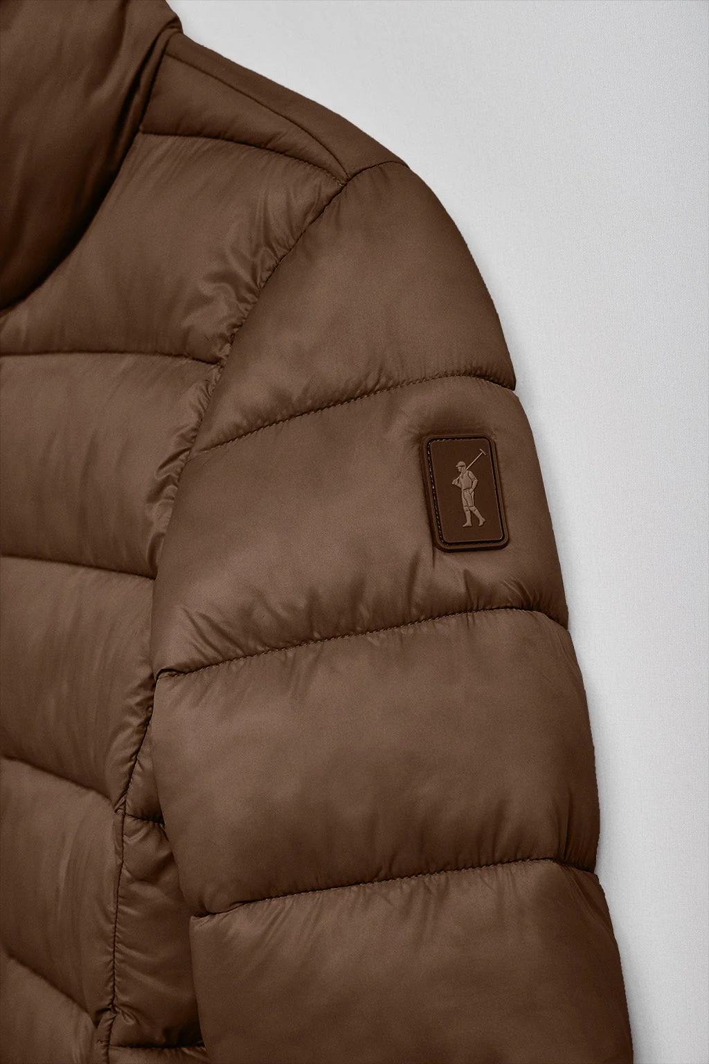 Chaqueta ultralight Susanne marrón con parche Rigby Go - Image 6