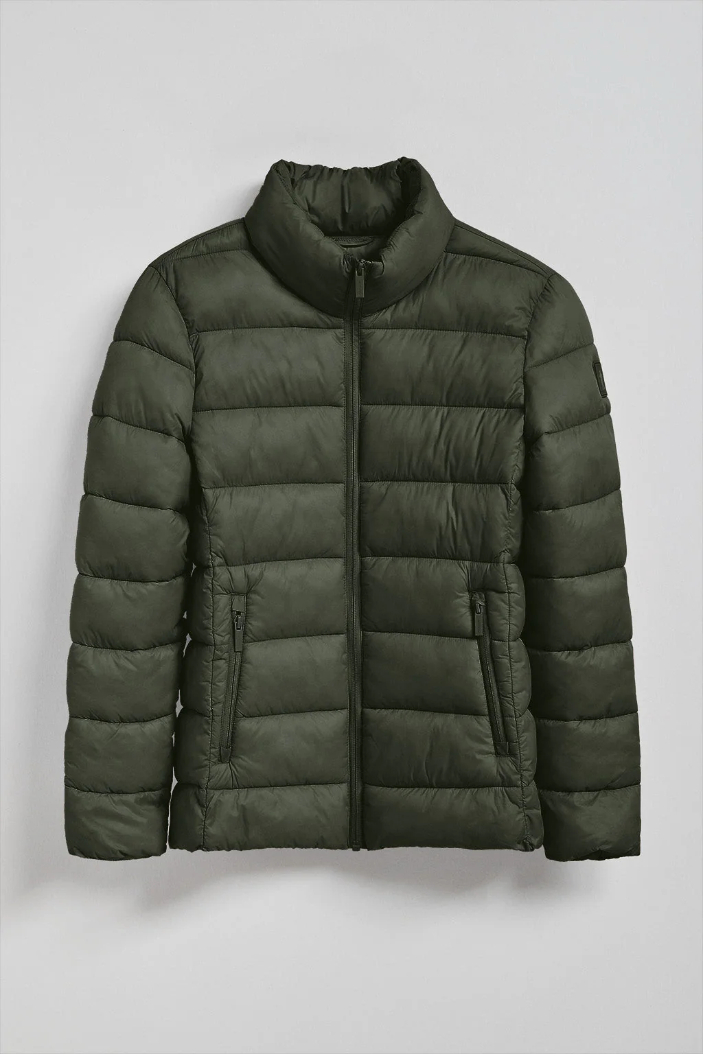 Chaqueta ultralight Susanne color verde con parche Rigby Go - Image 5
