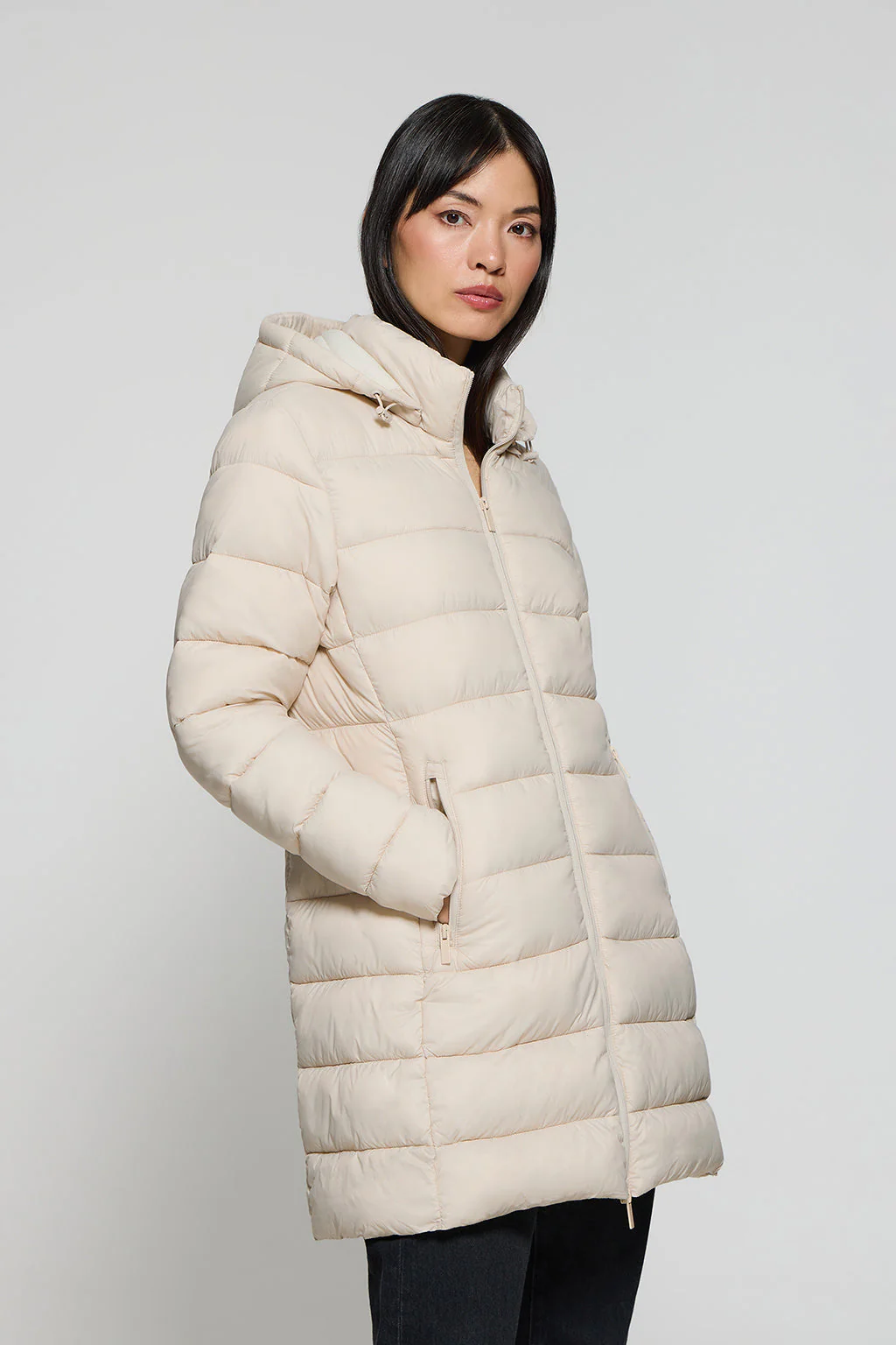 Abrigo Suzette ultralight beige con parche Rigby Go