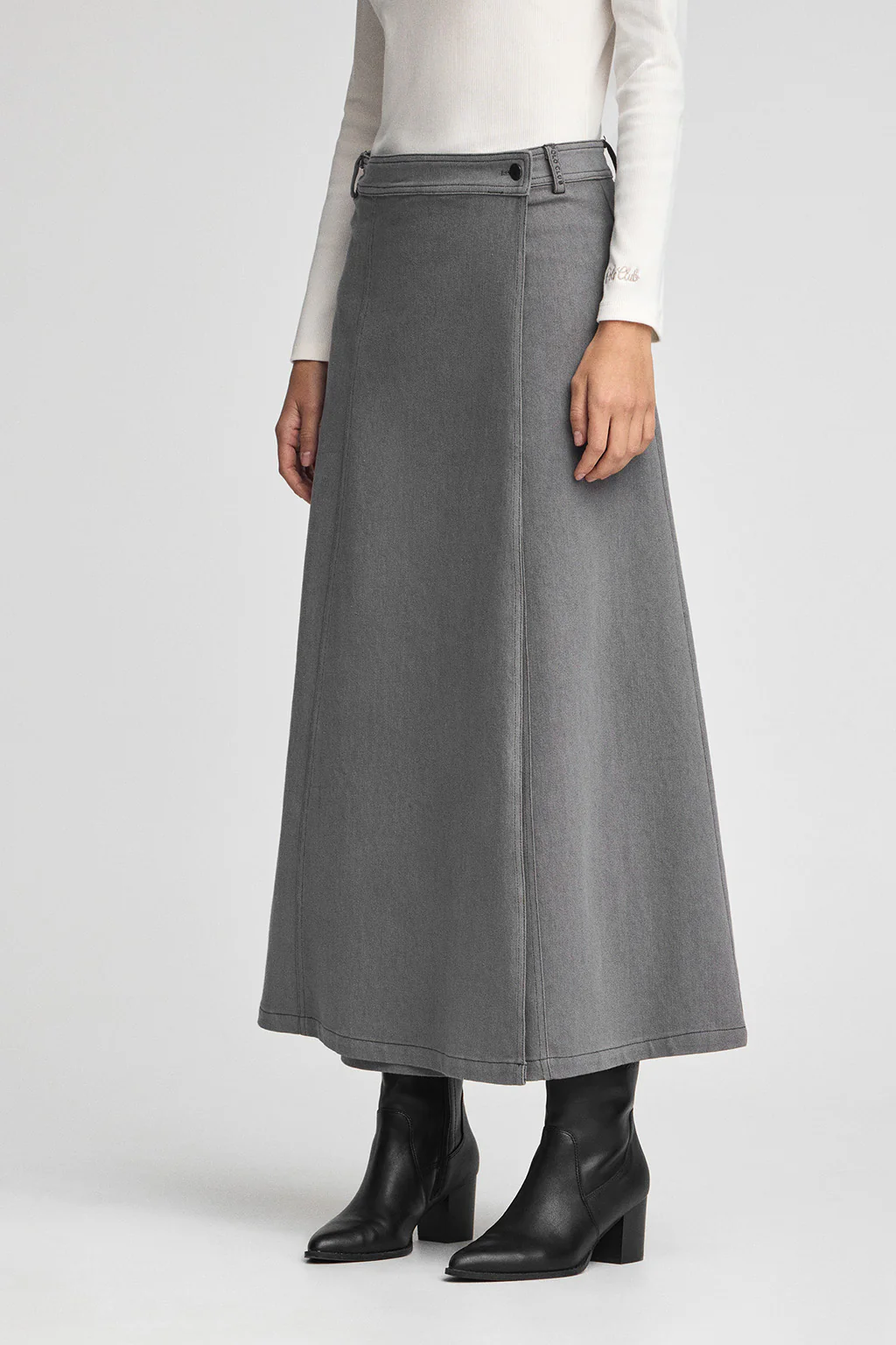 Falda Alisa vaquera gris con detalles Polo Club - Image 4