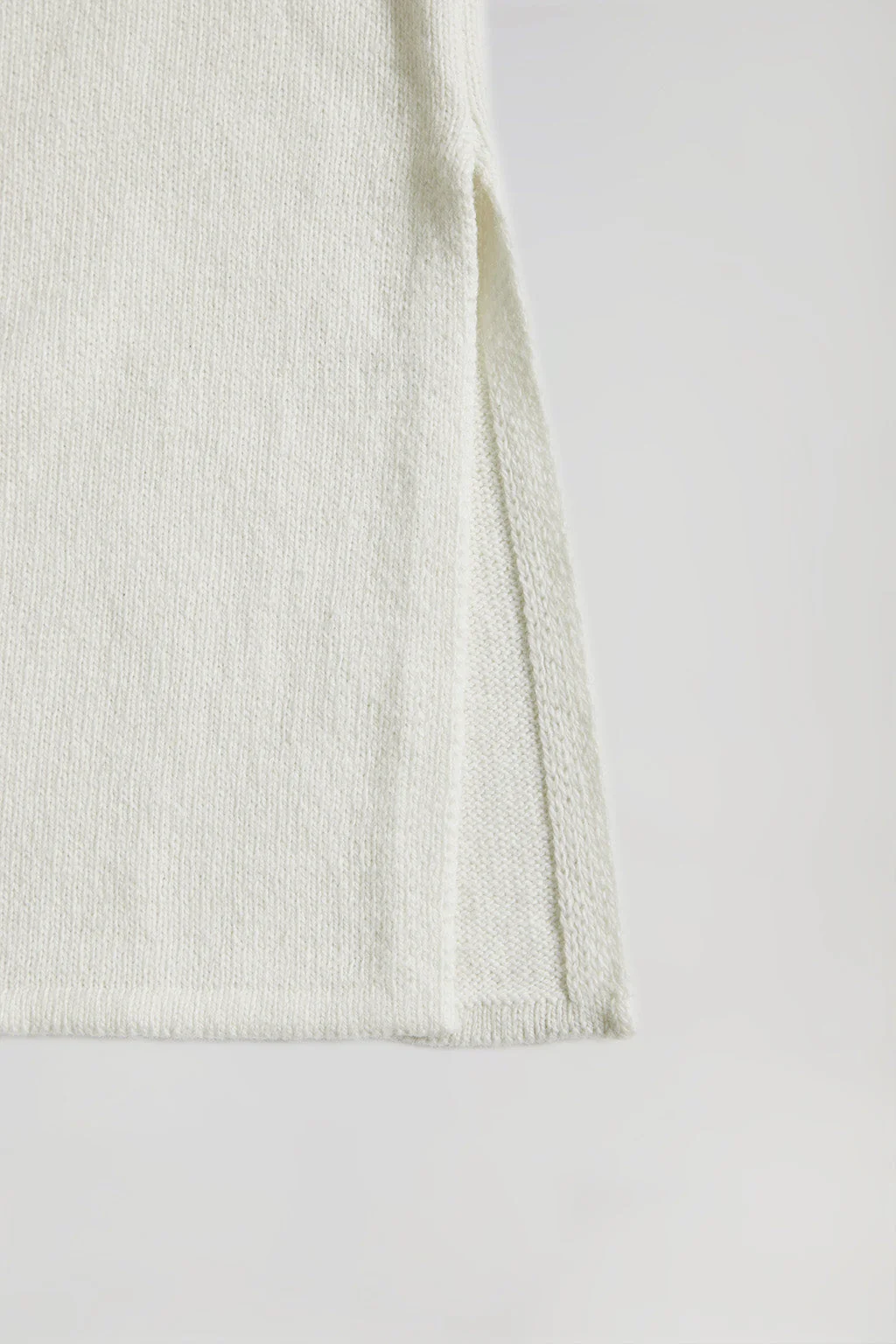Falda midi de punto color beige con detalle Polo Club - Image 4