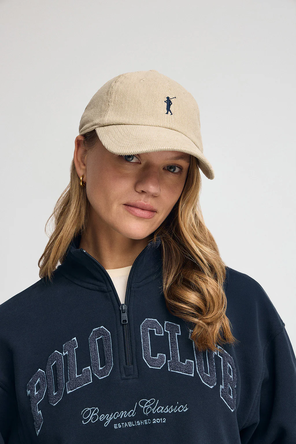 Gorra beige con detalles Polo Club - Image 2