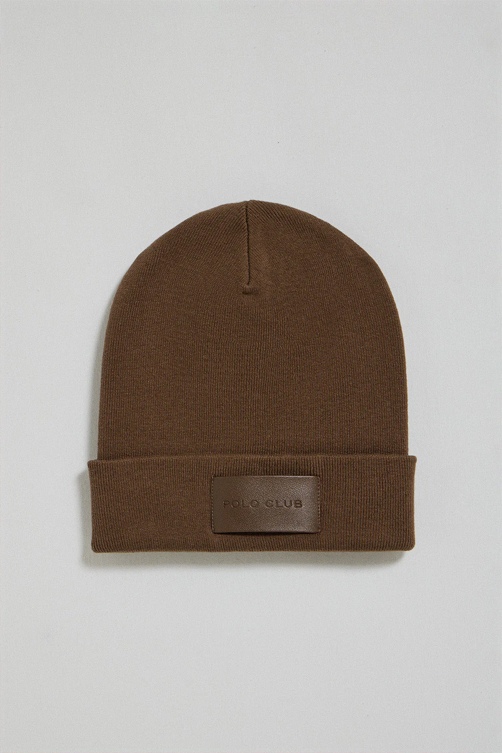 Gorro Vito marrón con detalle de etiqueta Polo Club