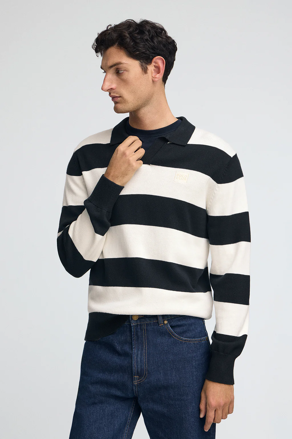 Jersey de rayas azul marino y color crudo con cuello polo y parche Polo Club - Image 2